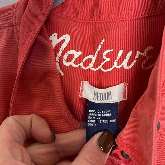 Medium Madewell orange coral button up - Picture 3 of 3